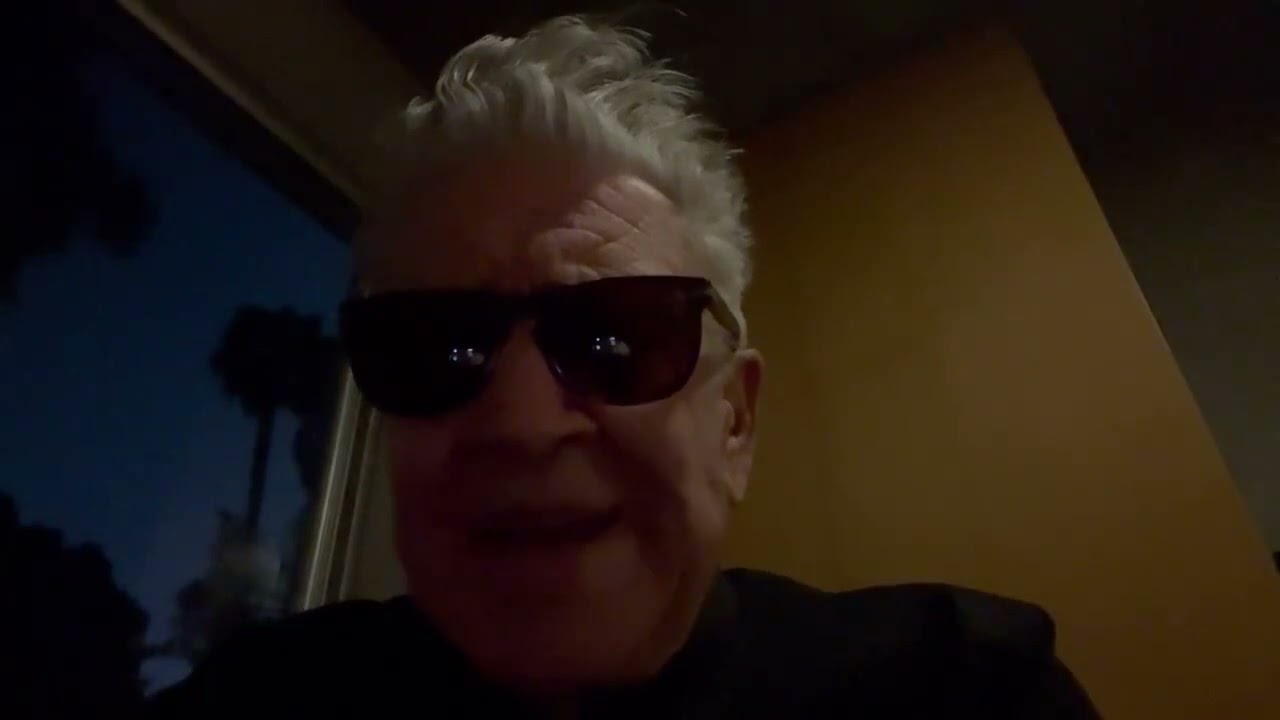 David Lynch announces his new album « Cellophane Memories » with Chrysta Bell ( #June5, 2024 )