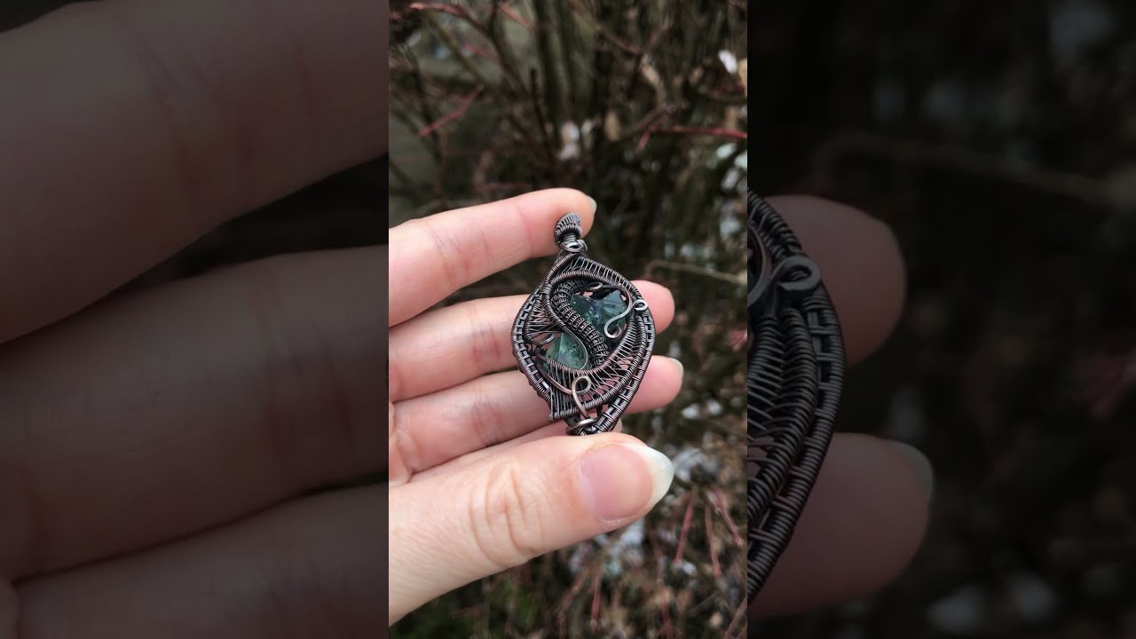 #wirewrap #wirewrapjewelry #wirewrappedpendant #headyart