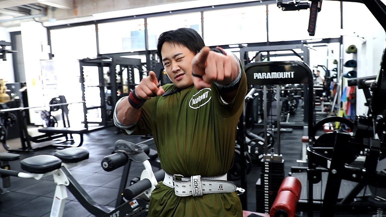 나 강두혁, 레드카드
