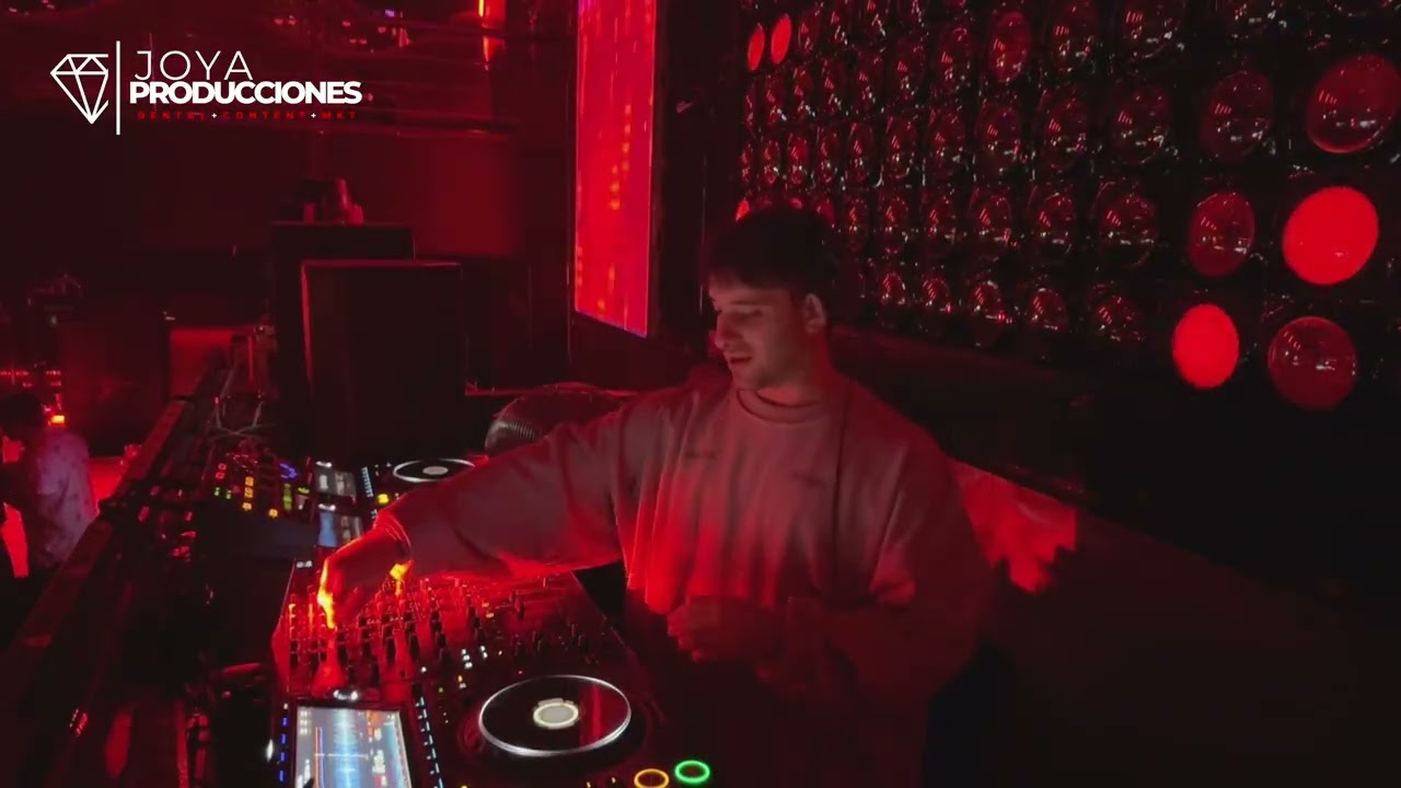 BAUS - WARM UP INNELLEA (LA FERIA CLUB, SANTIAGO, CHILE)