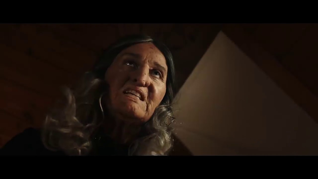 The Legend of the Christmas Witch - Trailer HD