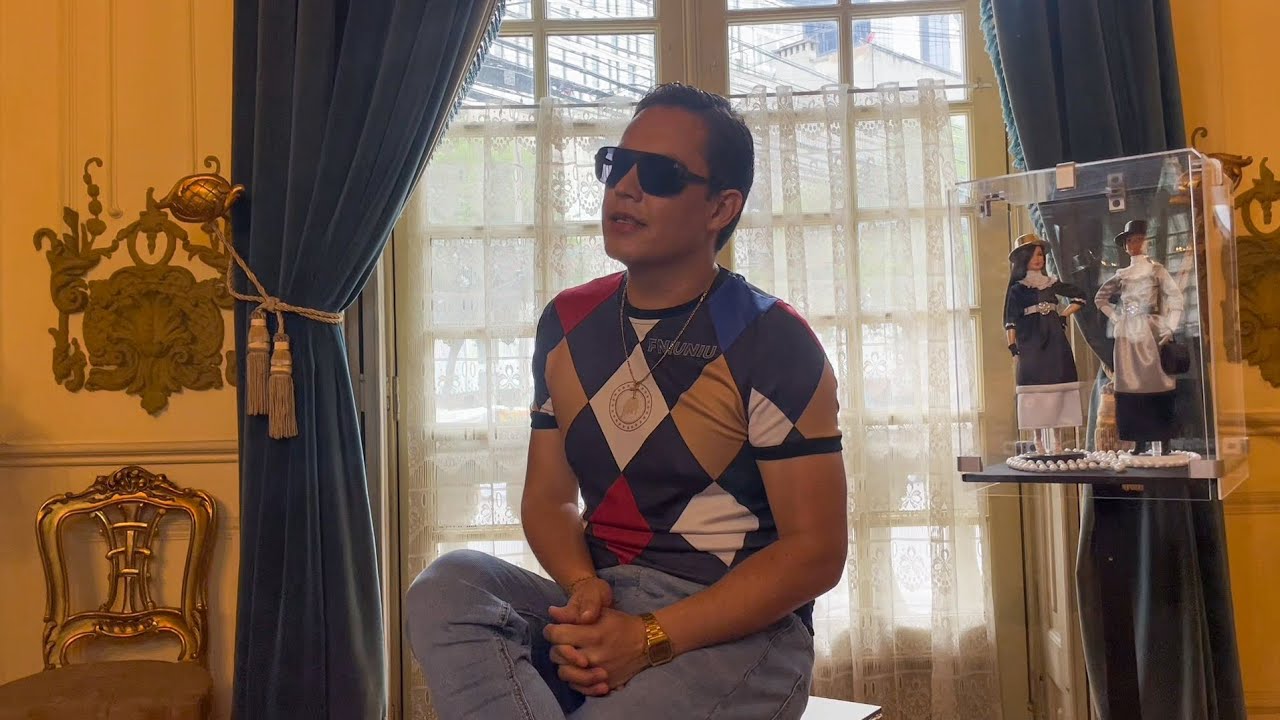 Entrevista Aaron Meneses, Director Creativo de A-EME, marca de ropa para Barbie.