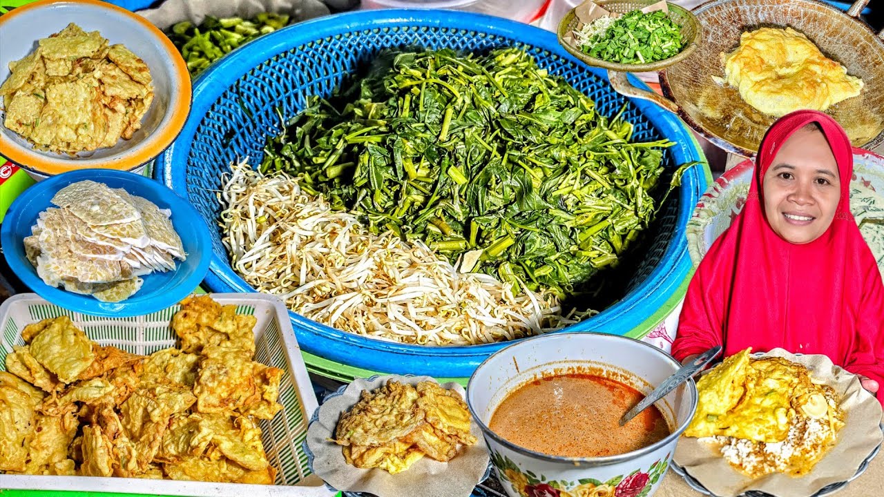 INI KUNCI WARUNGNYA SELALU RAMAI, MBAK BAKUL SELALU TERSENYUM, RAMAH KE PELANGGAN - Pecel Mbak Suuur
