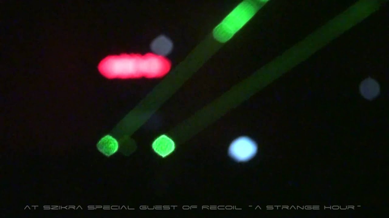 IO - Live at Szikra [HD]