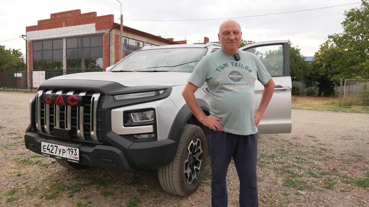 Первые поломки нового китайского пикапа JAC T9. Буксируем прицепы и внимательно за ним смотрим