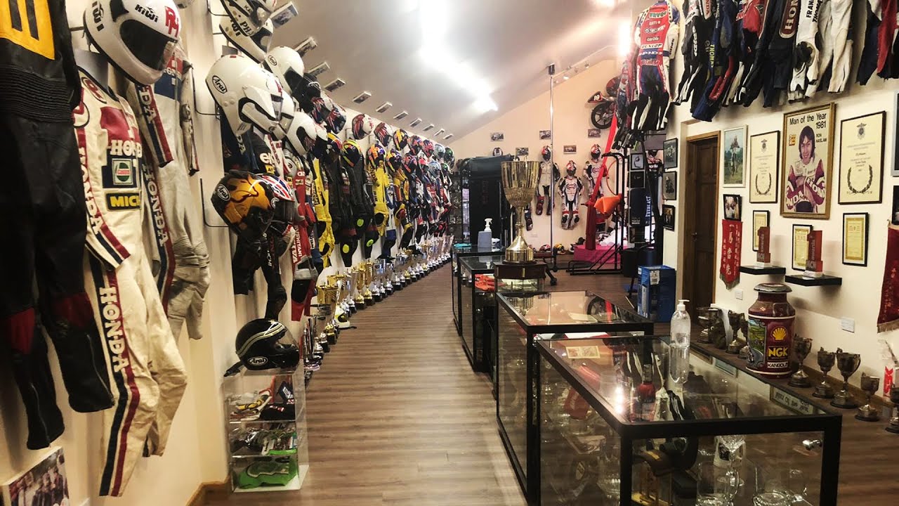 Exclusive Tour around Leon Haslam's Museum!