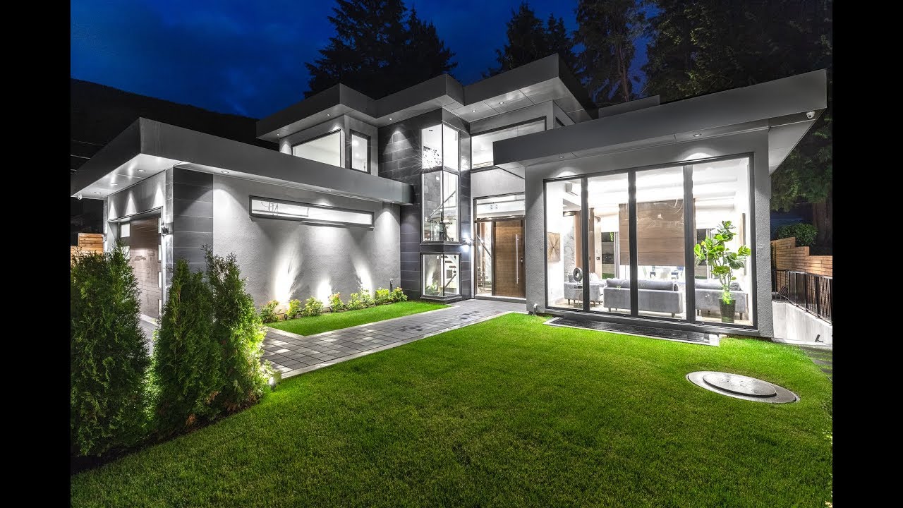$3,428,000 || 4582 Highland Blvd, North Vancouver