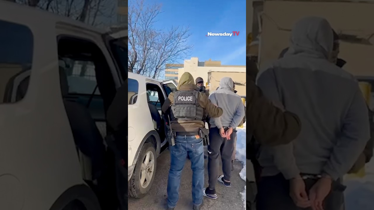 Разбитые семьи. Исчезающие рабочие. Пустые школьные парты. Как рейды ICE меняют Лонг-Айленд