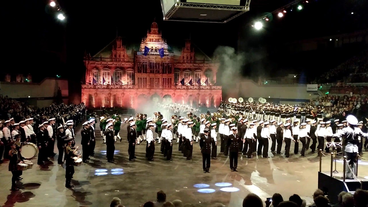 Bremen Tattoo 2018: Einmarsch Finale (21.01.2018)