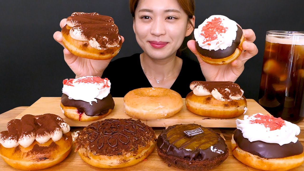 🍩KrispyKreme Donut😍크리스피크림도넛 신상✨디저트 컬렉션 더즌 먹방❤[Original glazed, Chocolate, Sacher torte] Mukbang