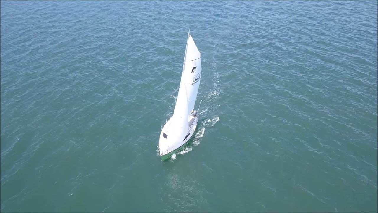 Farr 6000 sailing Lake Macquarie