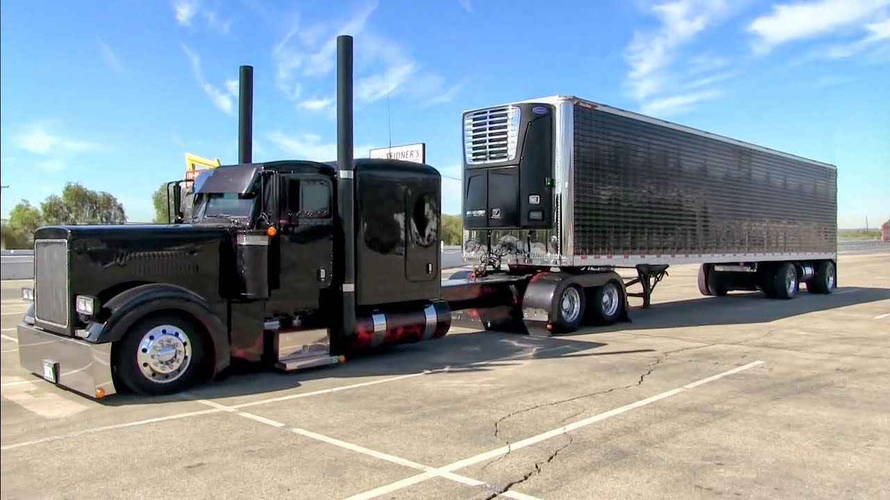 Dedicated Ride Peterbilt 379 Arriving And Parking At Truckin' For Kids 2014