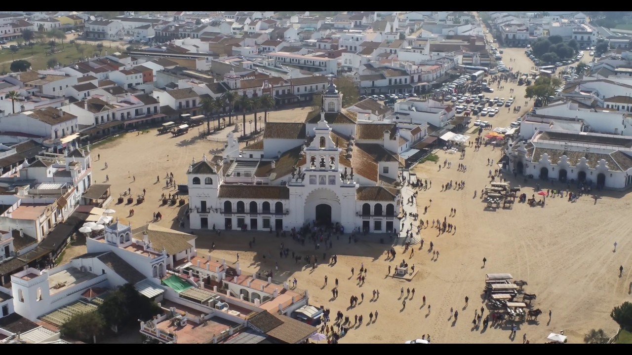 Vuelo drone en la Ermita de la Virgen del Rocío (Doñana)