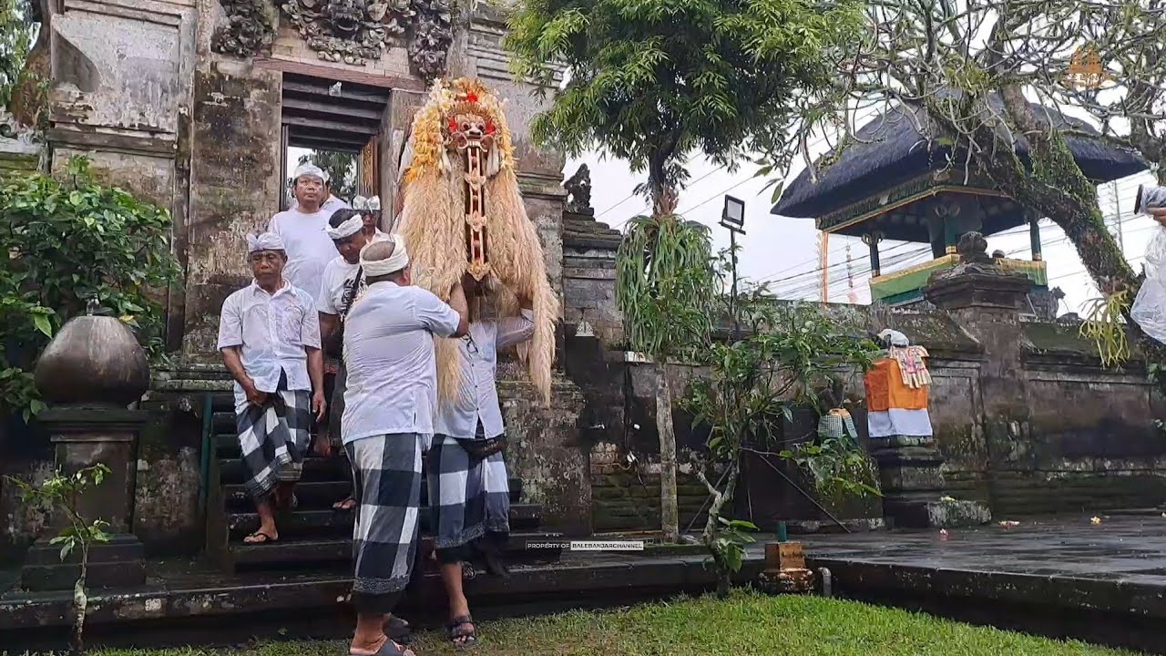 JERO LUH LUNGA KE PURI AGENG MENGWI - Karya Bhiseka Ratu Tjokorda Puri Ageng Mengwi 2025