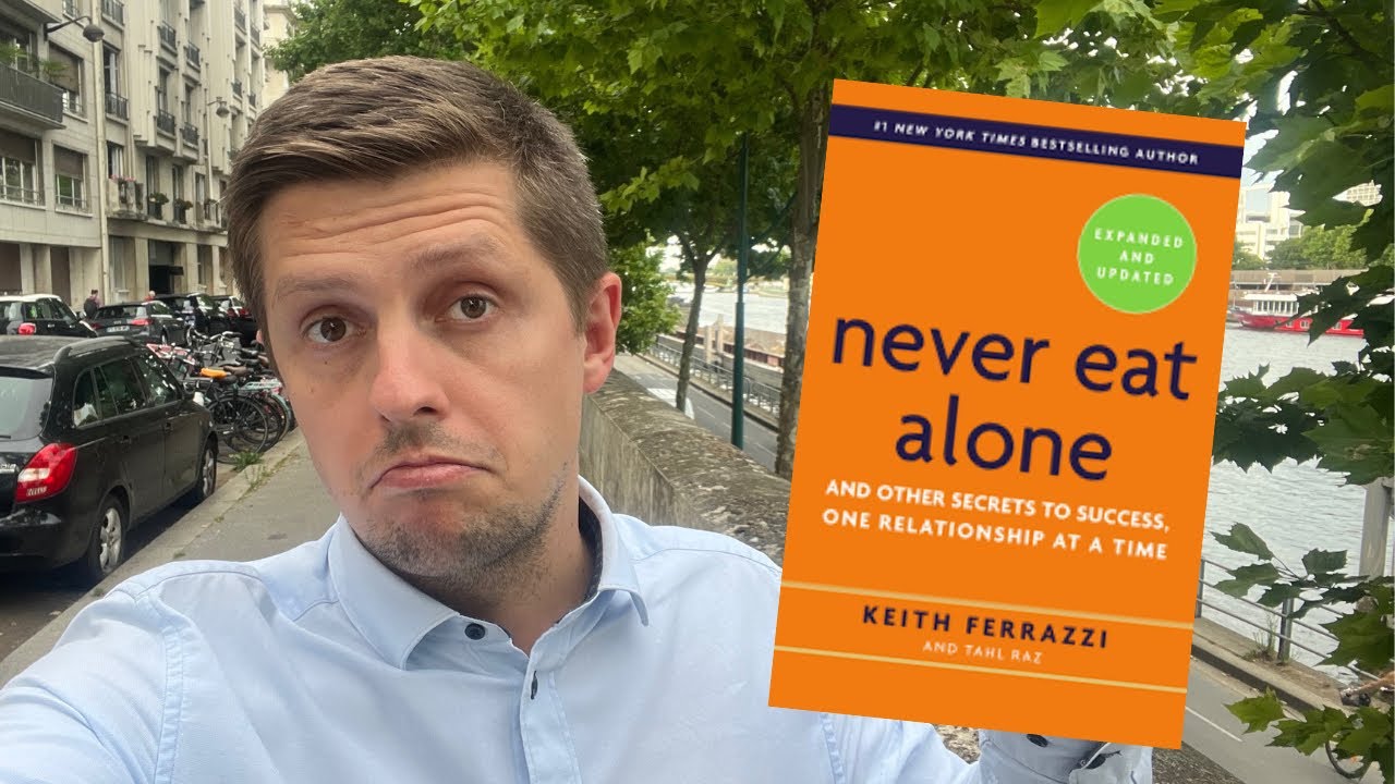 Never eat alone : le MEILLEUR livre pour (r&eacute;)apprendre &agrave; d&eacute;velopper ton R&Eacute;SEAU