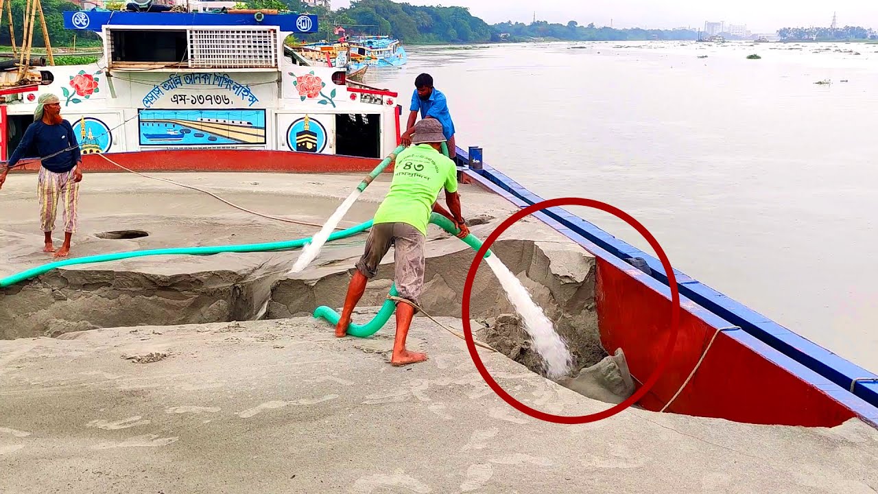 Satisfying Sand Flow: Watch Powerful Water Hoses Empty a Barge in Minutes! | Sand Flow Chronicles