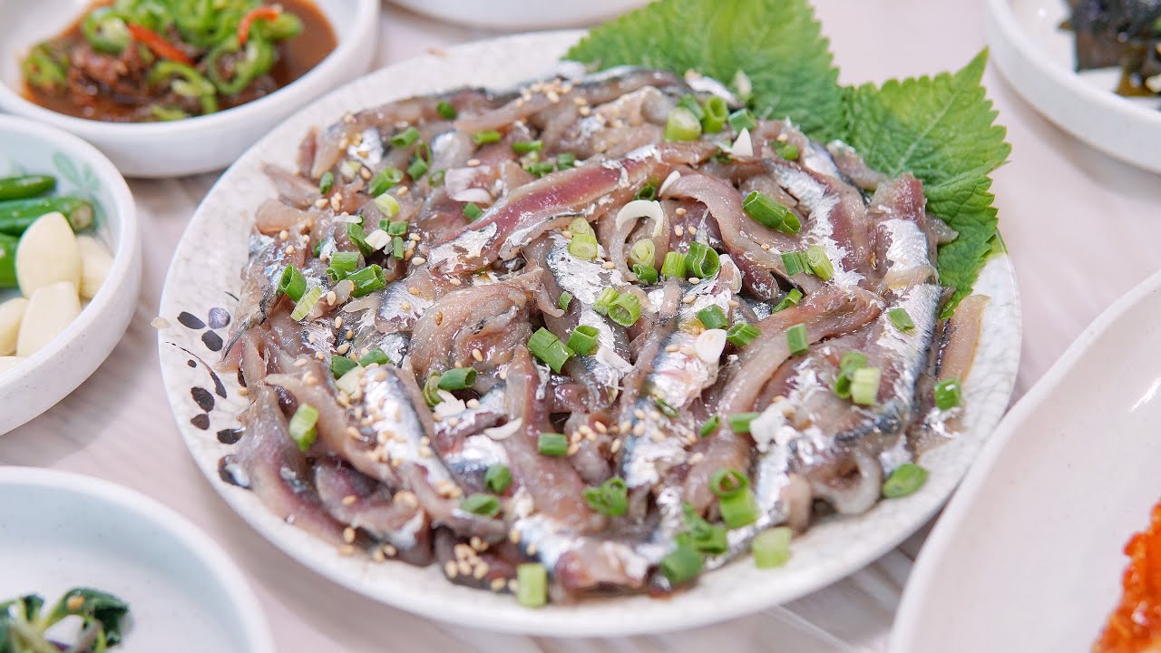 멸치누드회 / 기장 대변항 멸치회 / Anchovy Sashimi