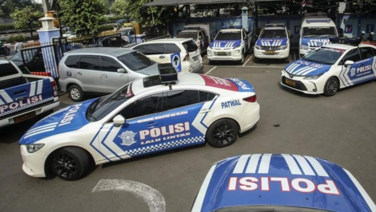 Mobi Polisi Patwal | Pak Polisi