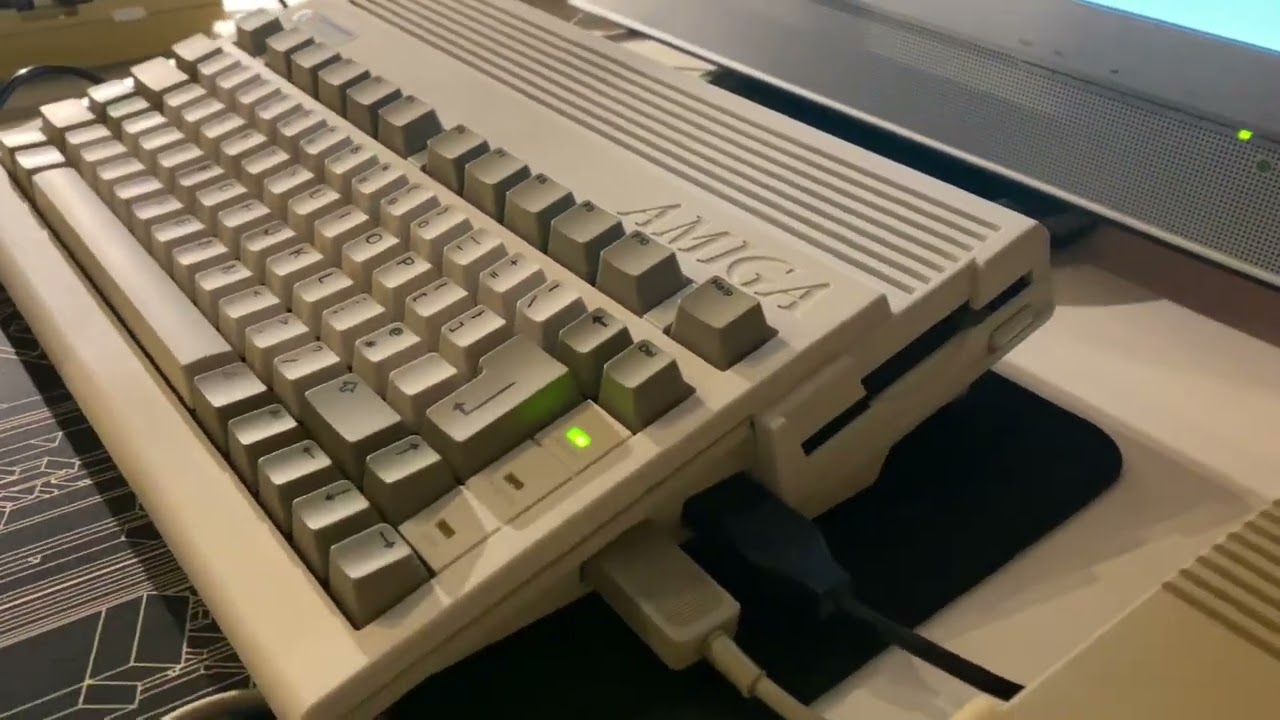 Prezentacja Amiga 500 i Amiga 600