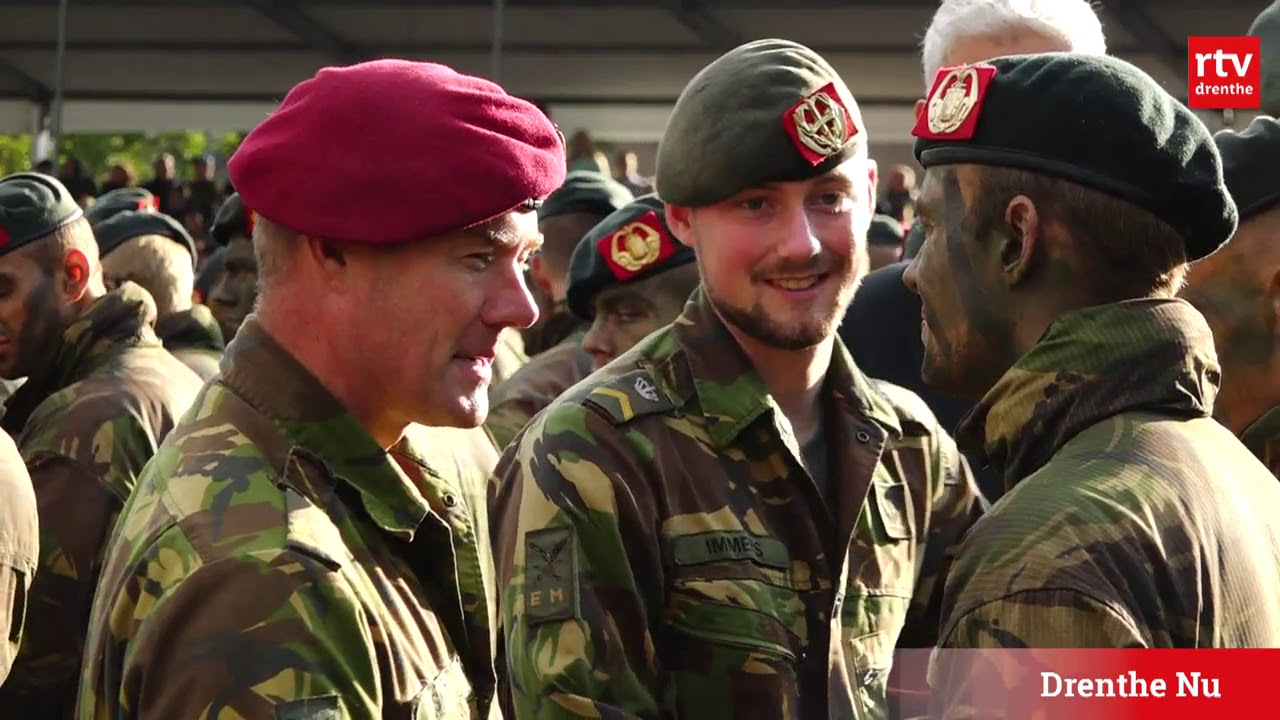 Voor het eerst Rode Baretten uitgereikt in Assen