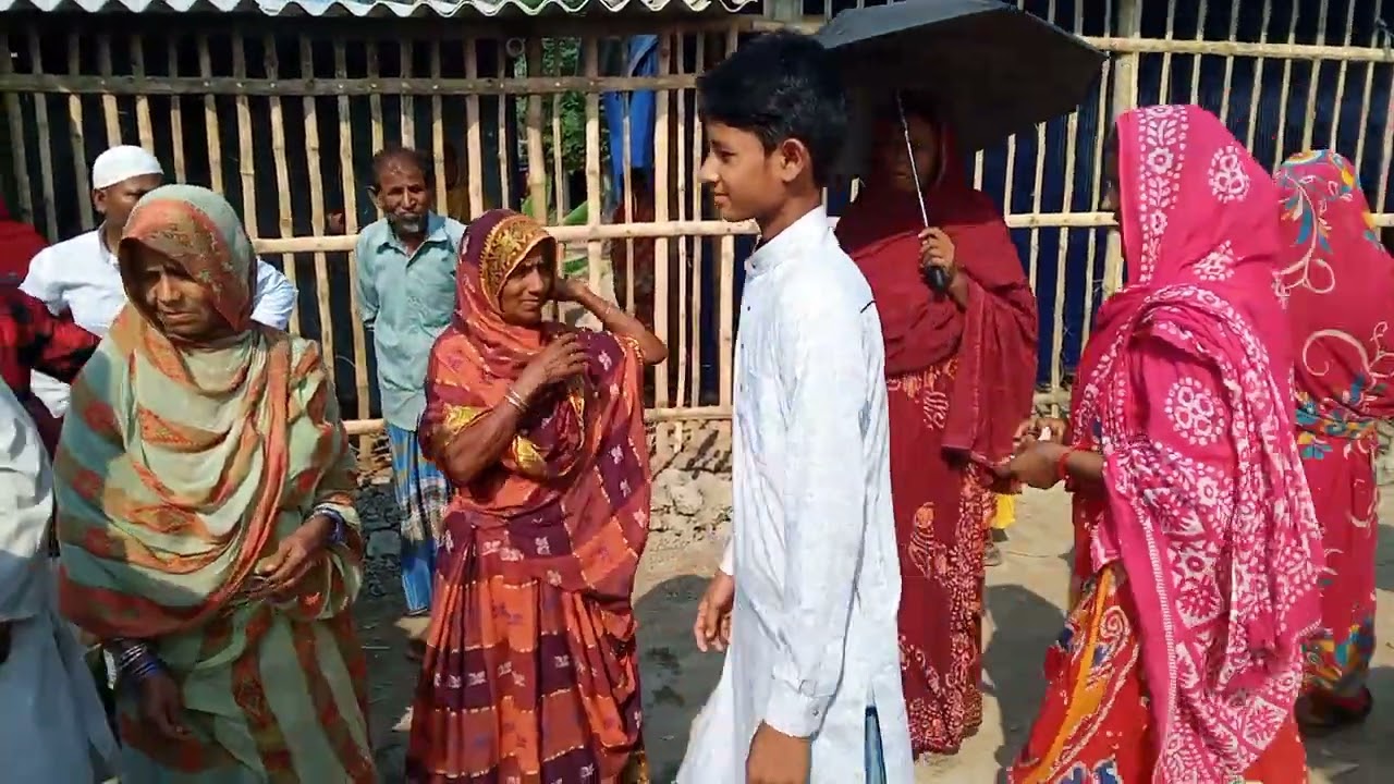 জামিয়া সিদ্দিকীয়া সায়াতুন নিসা লিলবানাত 4নং গরানবোস মাদ্রাসা বস্ত্র বিতরণ হচ্ছে961465268