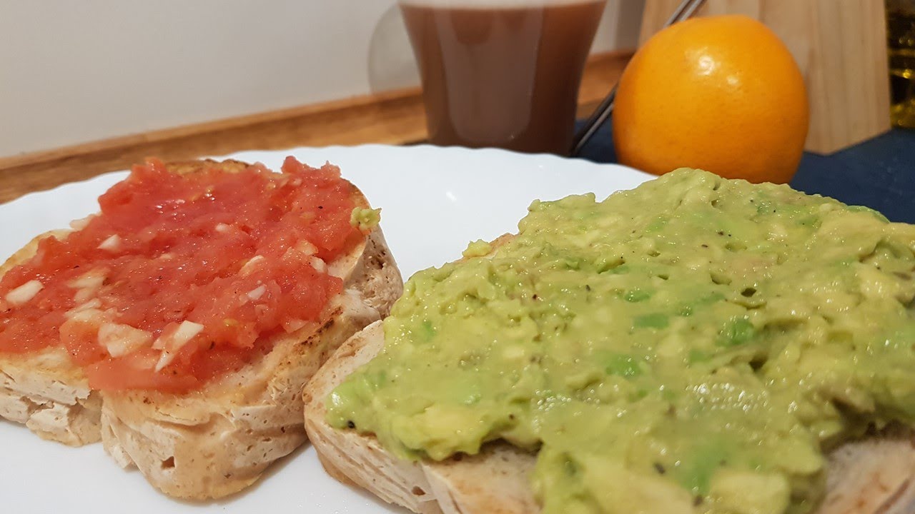 Desayuno mediterráneo (receta baja en proteínas)
