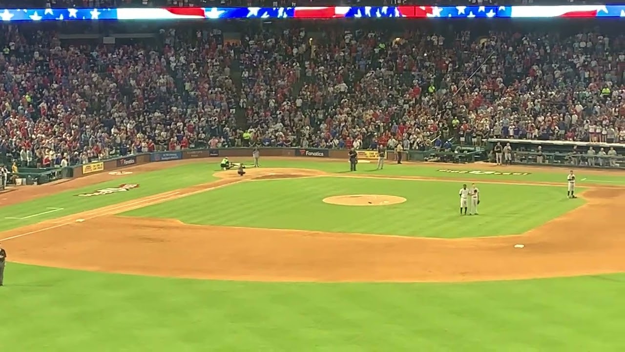 2019.09.28 Charley Pride sings God Bless America at Globe Life Park