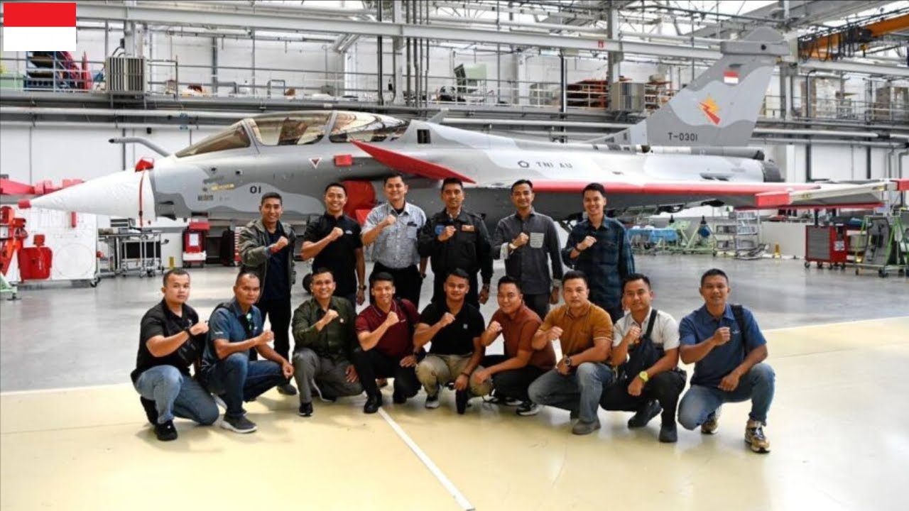 Indonesia's first Rafale fighter jet appears, with a grey camouflage pattern
