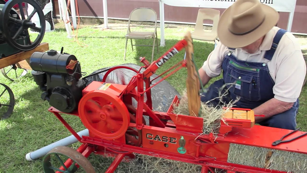2011 Wayne Fair - Miniature Hay Baler