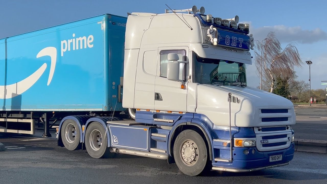 Truck Spotting UK 🇬🇧 Episode XXIII | M1 Services 🌤