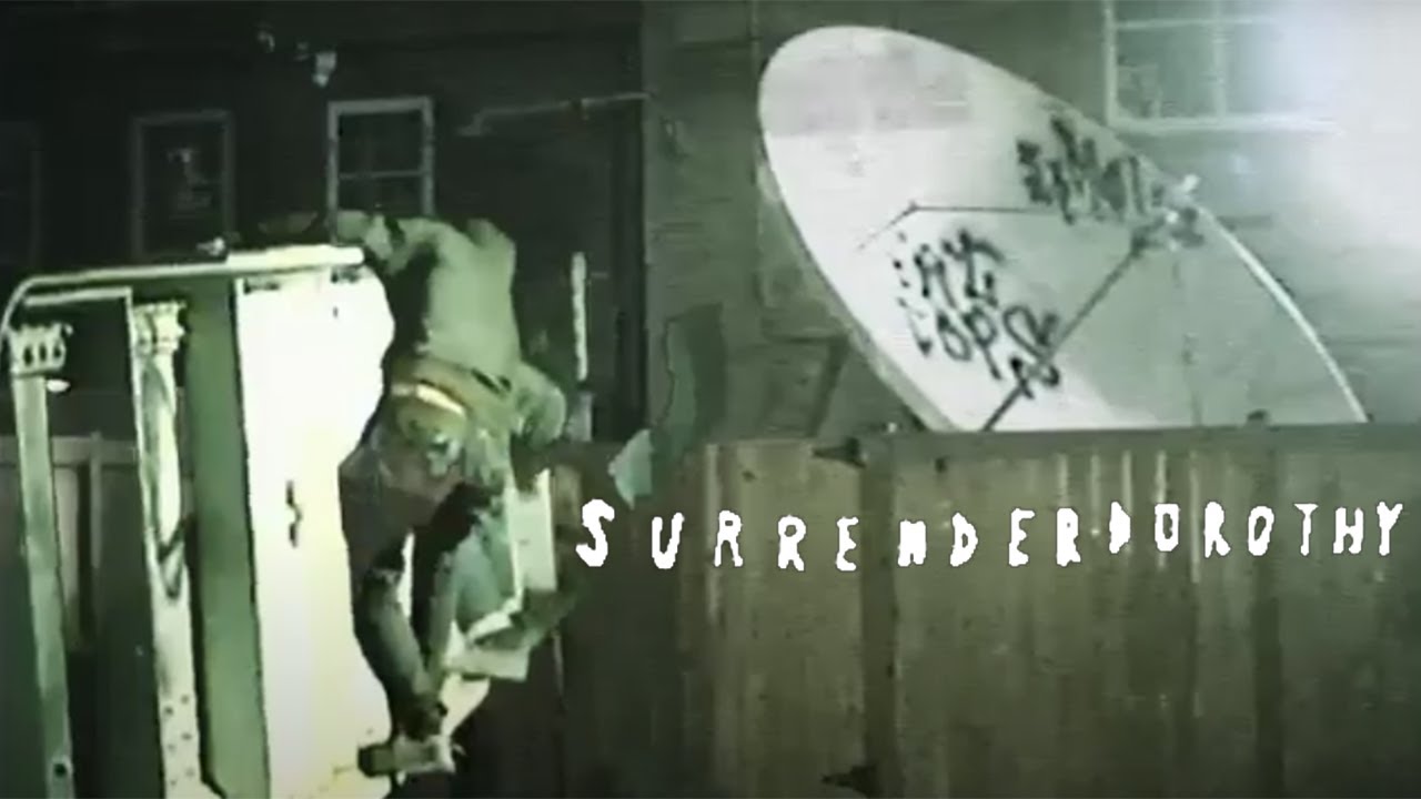 SURRENDER DOROTHY | JTEA - Even more auntie-style graffiti from the Northeast Corridor connect.