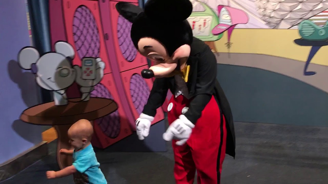 EPCOT - Sam Meets Mickey, Minnie, Goofy