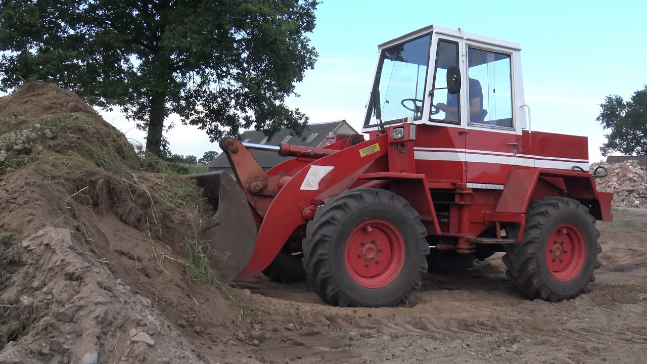 Grondverzet met 1978 O&K L7 shovel