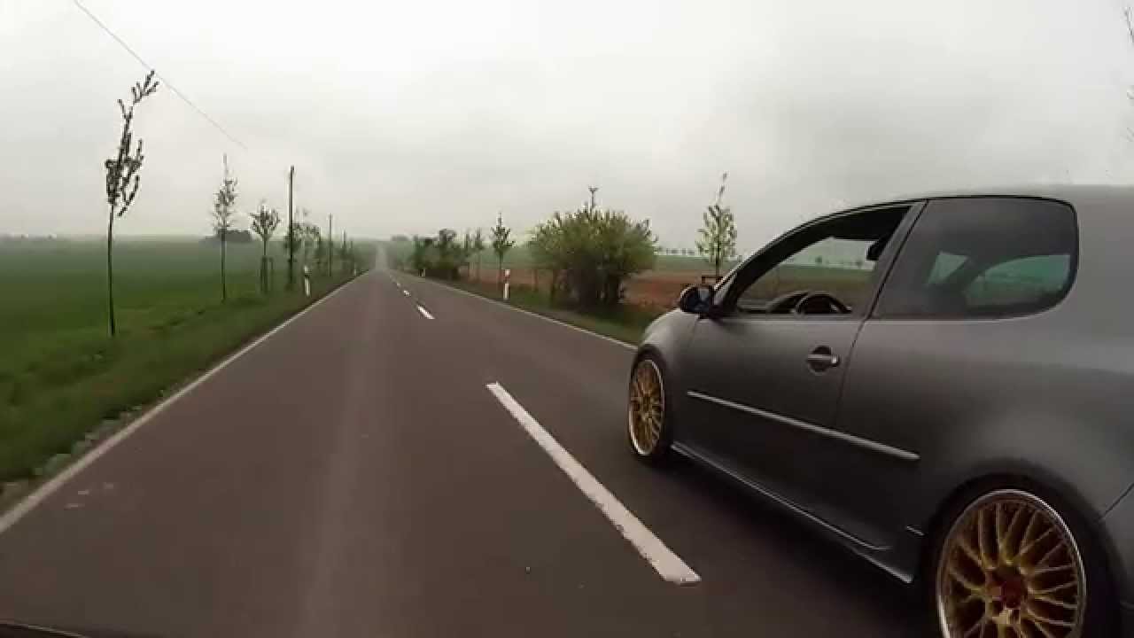 Seat Leon Cupra vs VW Golf GTI