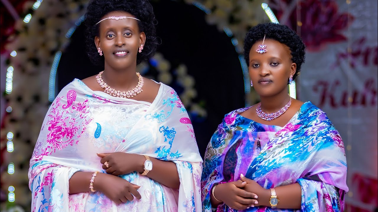 Okuhingira Esther and Annah #bahima #kuhingira #kuhingira