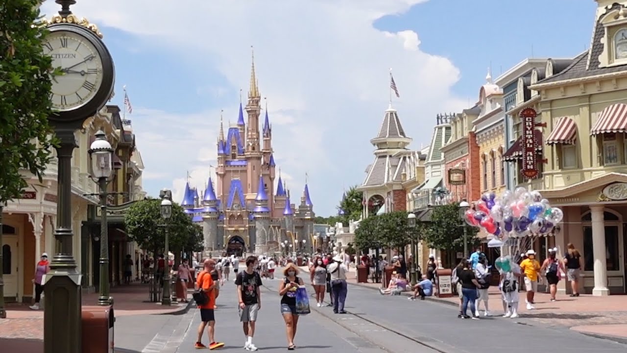 Back At Disney World's Magic Kingdom For The First Official Reopening Day! | How Crowded Is It?