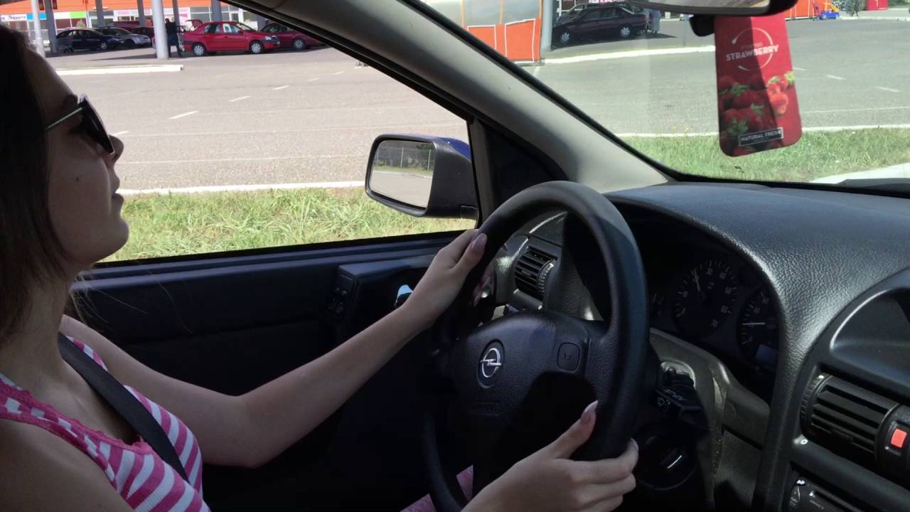 Marina vozi kola!