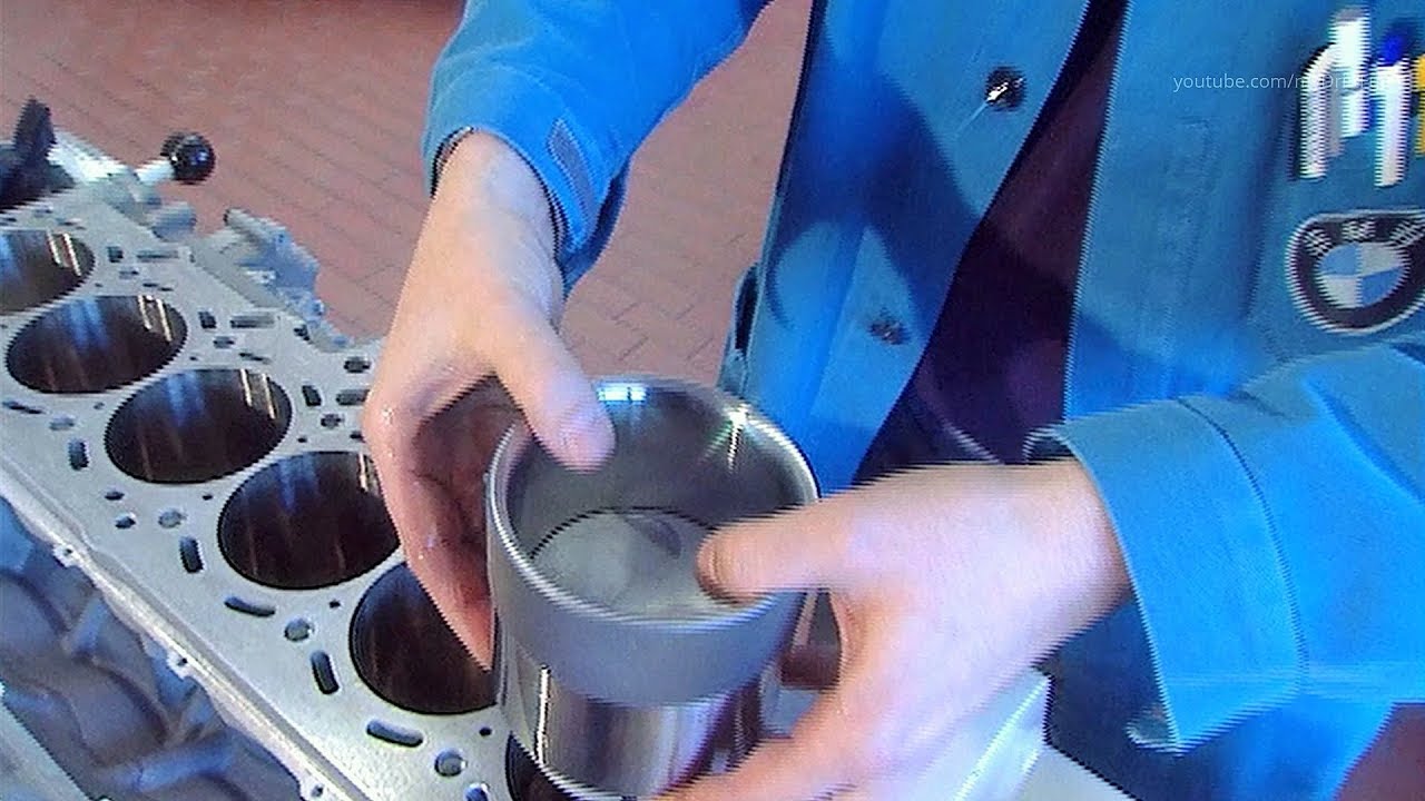 BMW V12 Le Mans - Development and Production