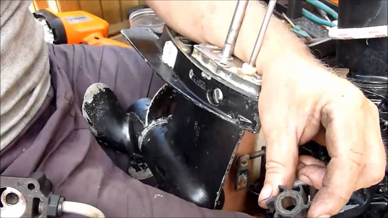 How to change the impeller on a long shaft Mercury outboard