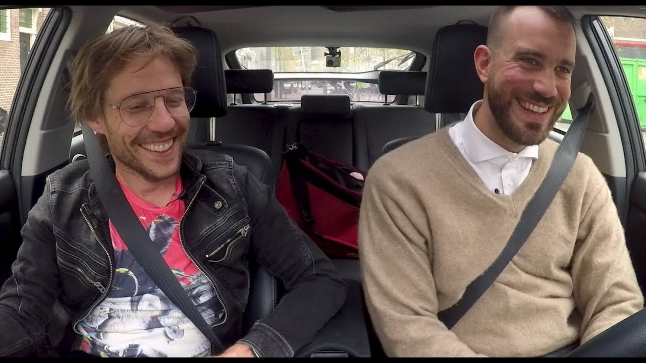 In de auto met Giel: Over beschonken rijden en gedoe bij 3FM