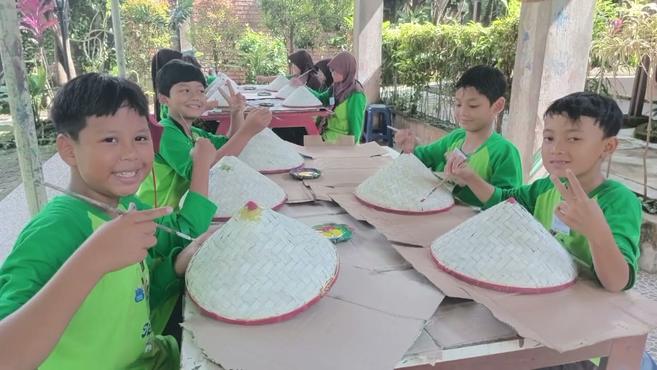 Field trip to kampung wisata cinangneng Bogor 