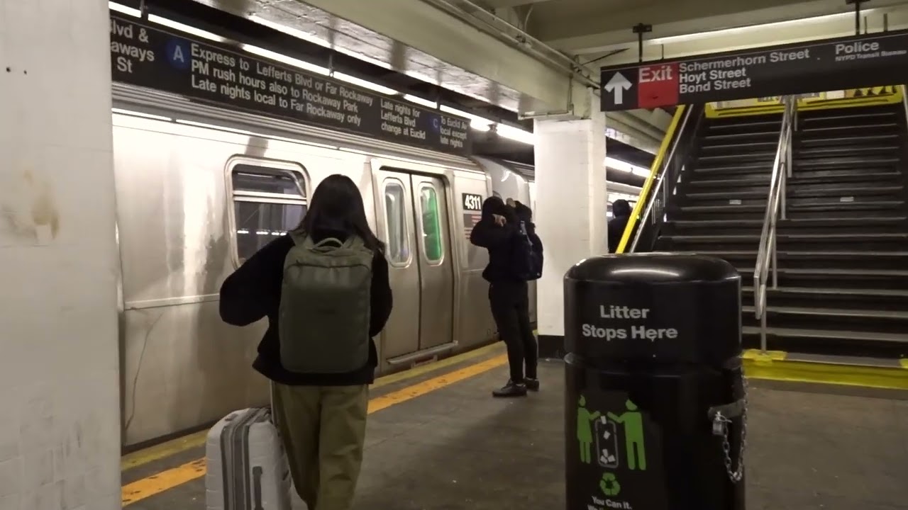 NYC Subway First Look: R211T (G) Meets A R211A (C) At Hoyt-Schermerhorn Streets
