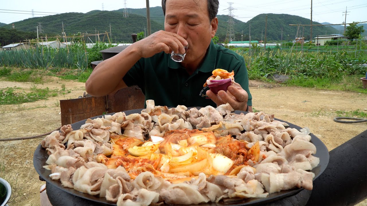 [DAEPAE SAMGYEOPSAL] Тонкая свиная грудинка с луком, кулинарное шоу «Кимчи - Мукбан».