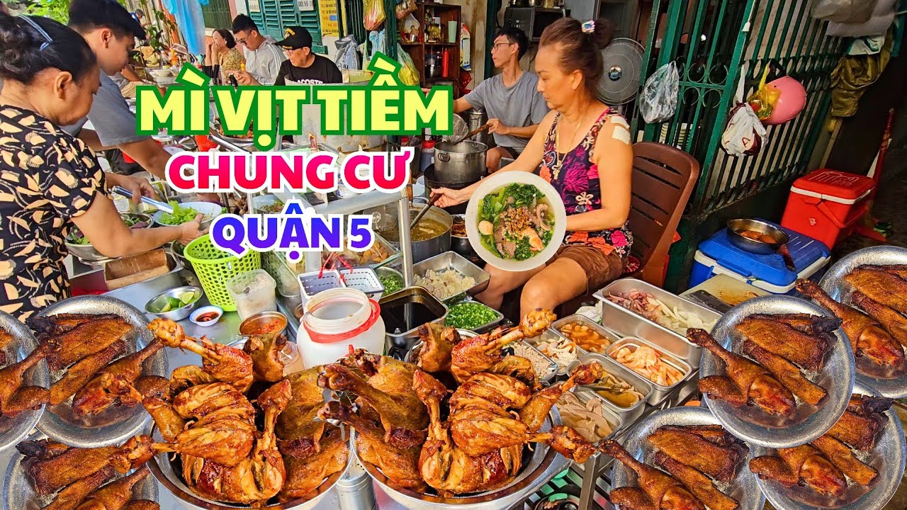 NGON QUÁ Mì Vịt Tiềm trong Chung Cư Người Hoa Quận 5, Da Vịt giòn tan, Sủi Cảo Tôm Lớn, vị đậm đà.