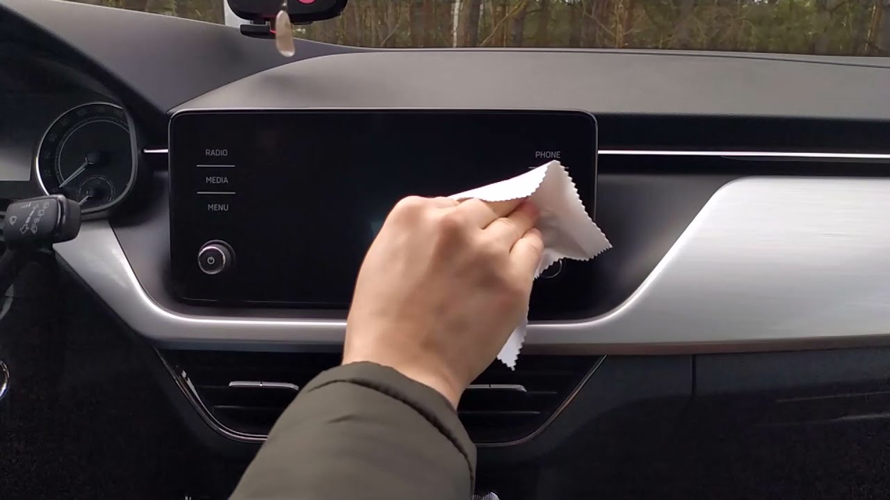 Защитное стекло Skoda Scala/Rapid/Kamiq/VW Polo Bolero 8:Обзор и установка Glass Screen Protector