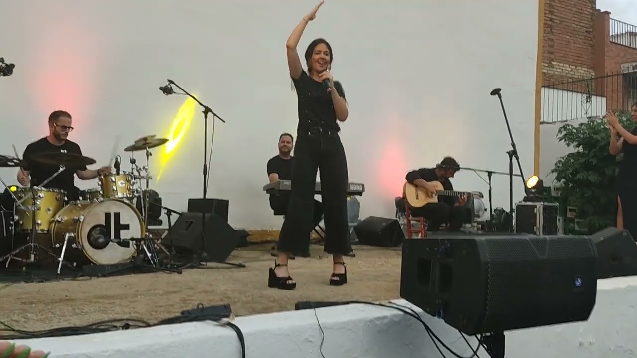 Inma Vilches en concierto en córdoba