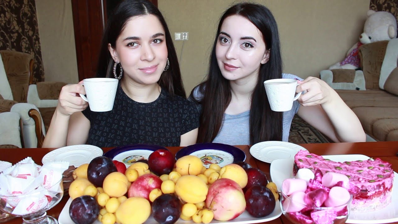 САЛАТ ГЕНЕРАЛ, РАФАЕЛЛО И ФРУКТЫ С #AykaEmilly