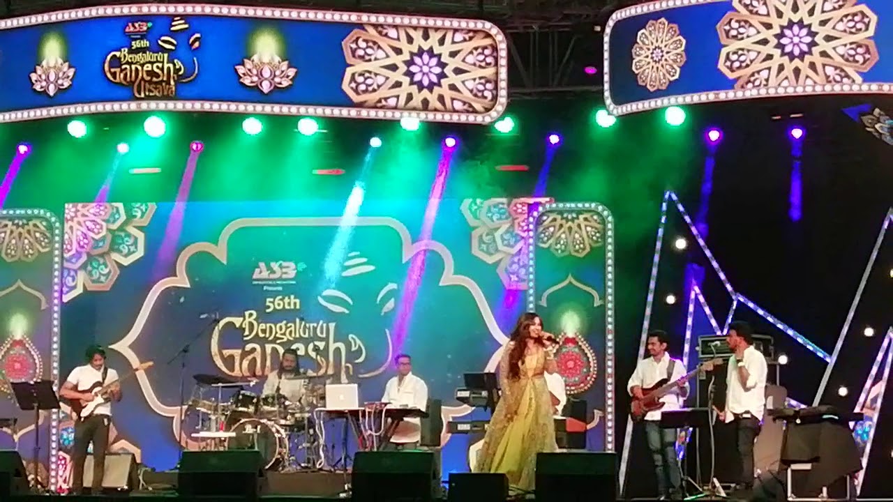 Shukranullah. @shreyaghoshal Live in 56th BGU