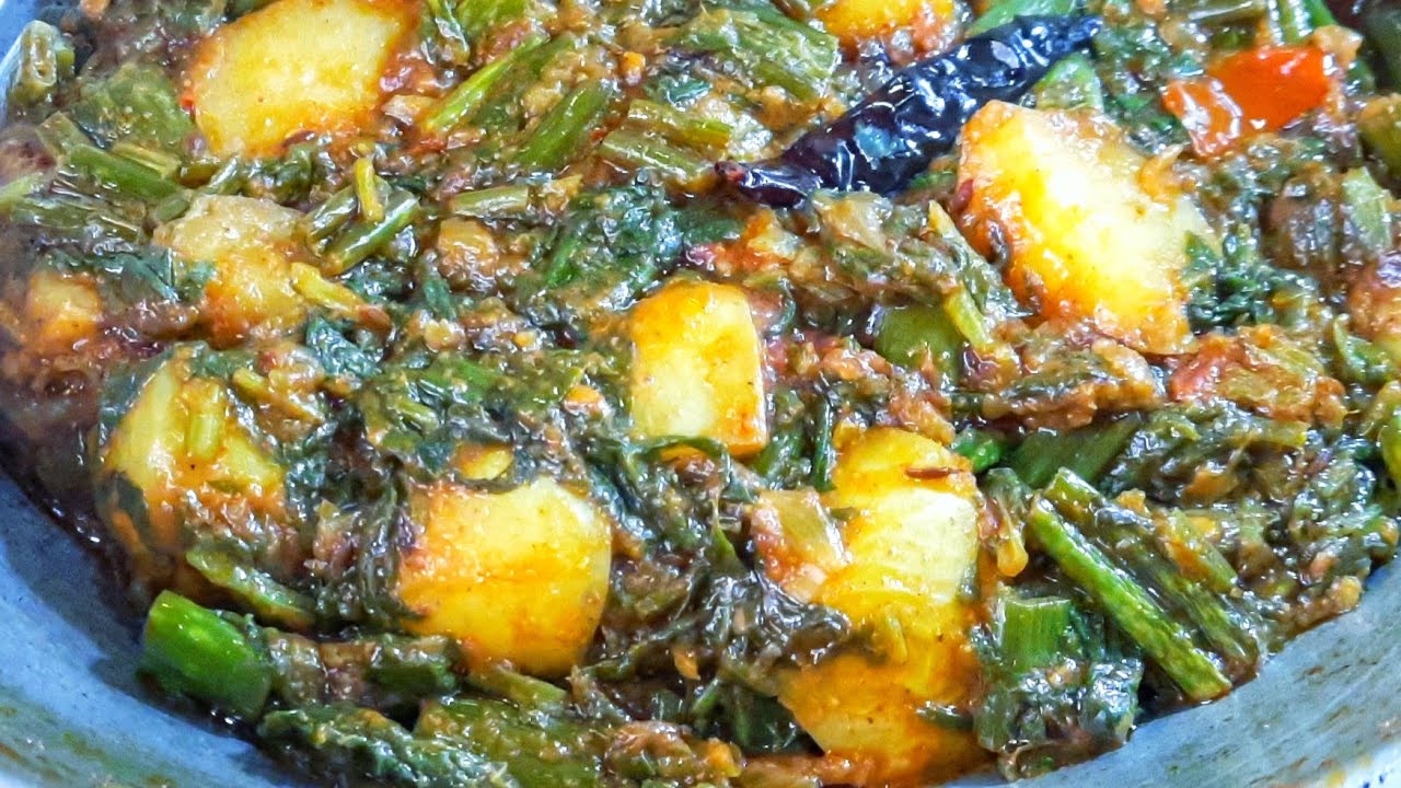 আলু পালং শাকের রেসিপি - সাধারণ এই পদটি অসম্ভব স্বাদের হয় || Aloo Palak / Palong Shaker Recipe