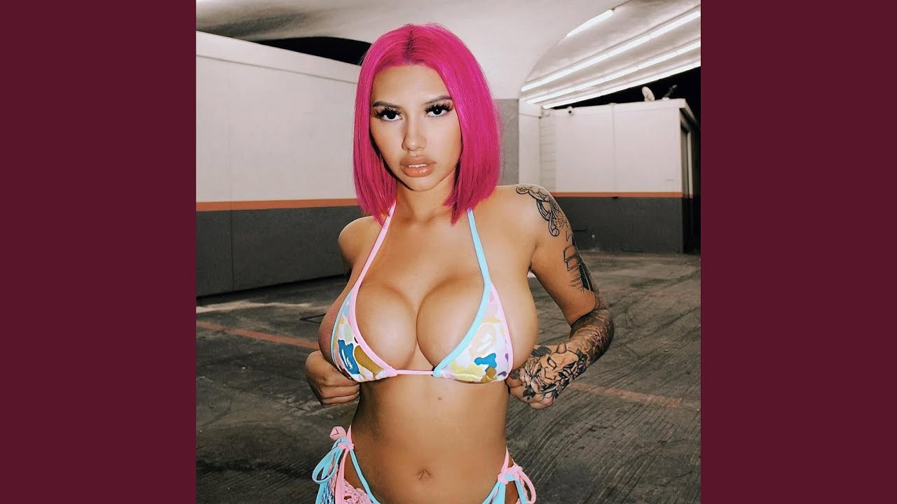 Big Boobs Girl (Fall Into Me)